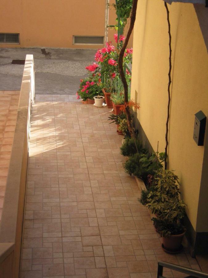 Apartmani Niko Podgora Kültér fotó