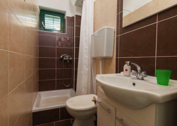 Apartmani Niko Podgora Kültér fotó