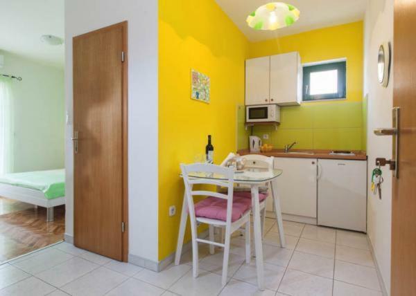 Apartmani Niko Podgora Kültér fotó